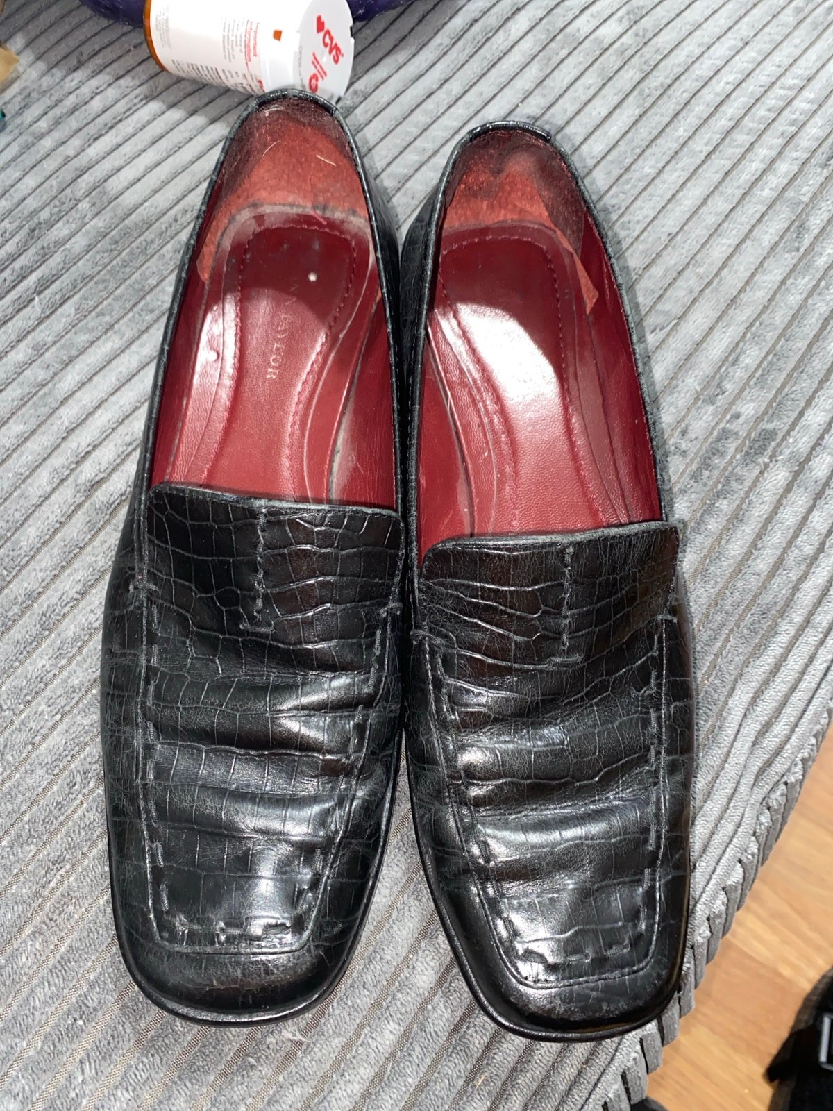 Size 7.5 Ann Taylor