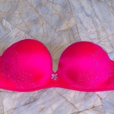 32A Bombshell Add-2-Cups Strapless Bra
