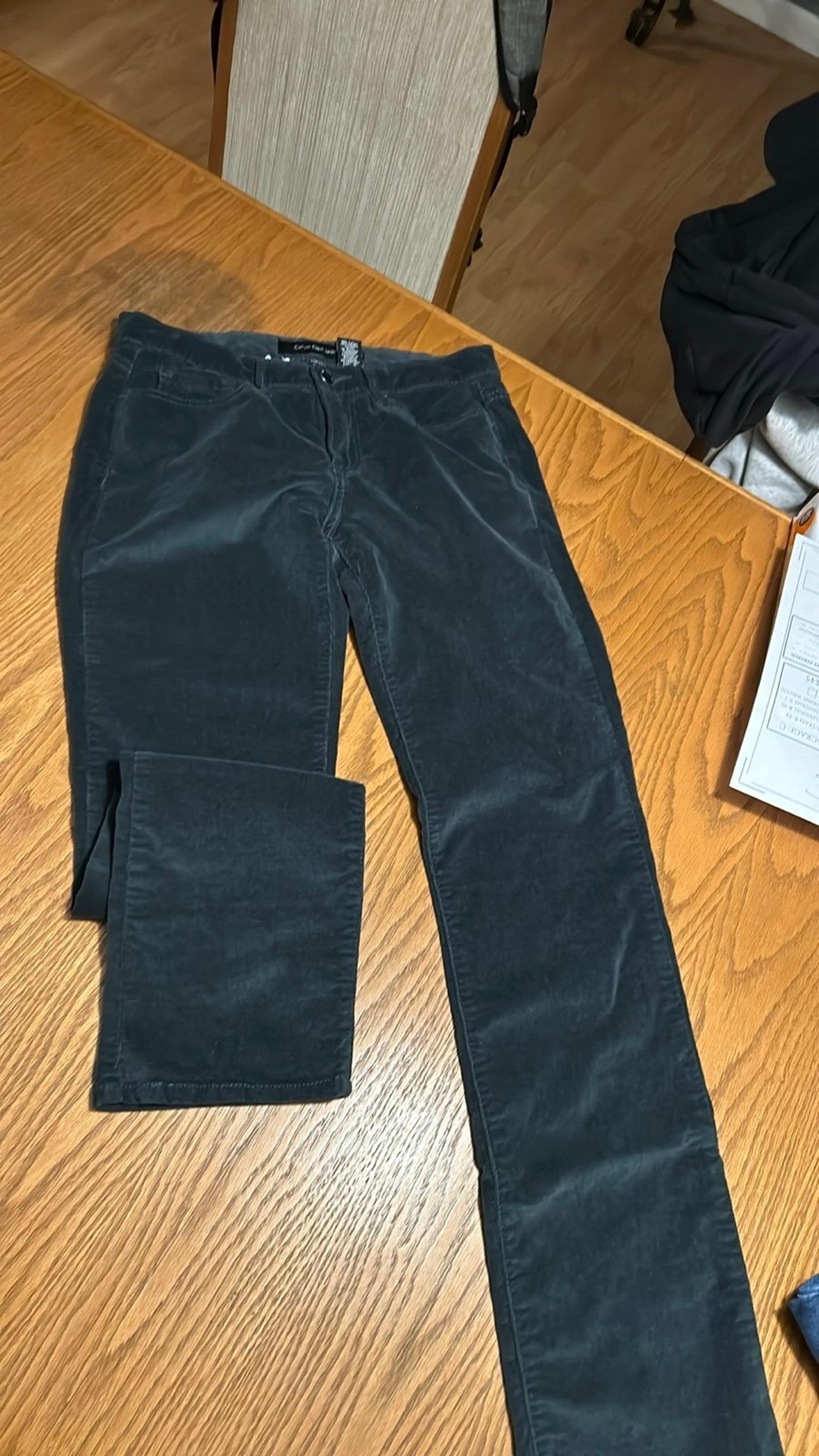 Calvin Klein women’s straight corduroy pants size 6 x32L