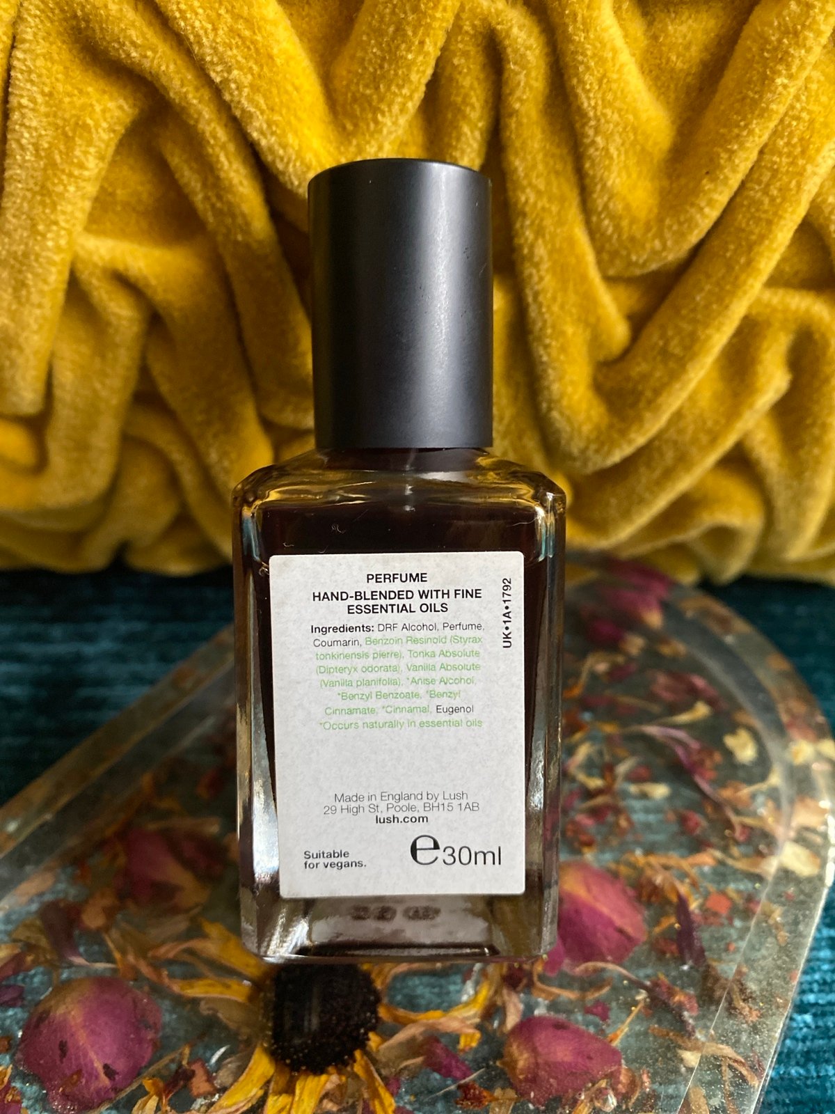 ☆ Lush ~ • Turmeric Latte • ~ Perfume Spray 30 ml 1 oz