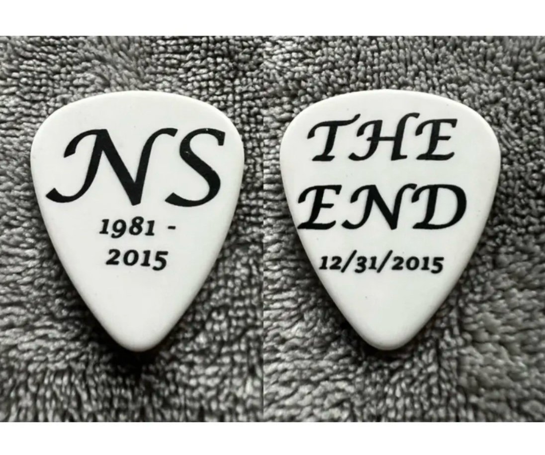 Motley Crue Nikki Sixx Pick From Concert 12/31/15 Guitar Pick - 2015 Final Show