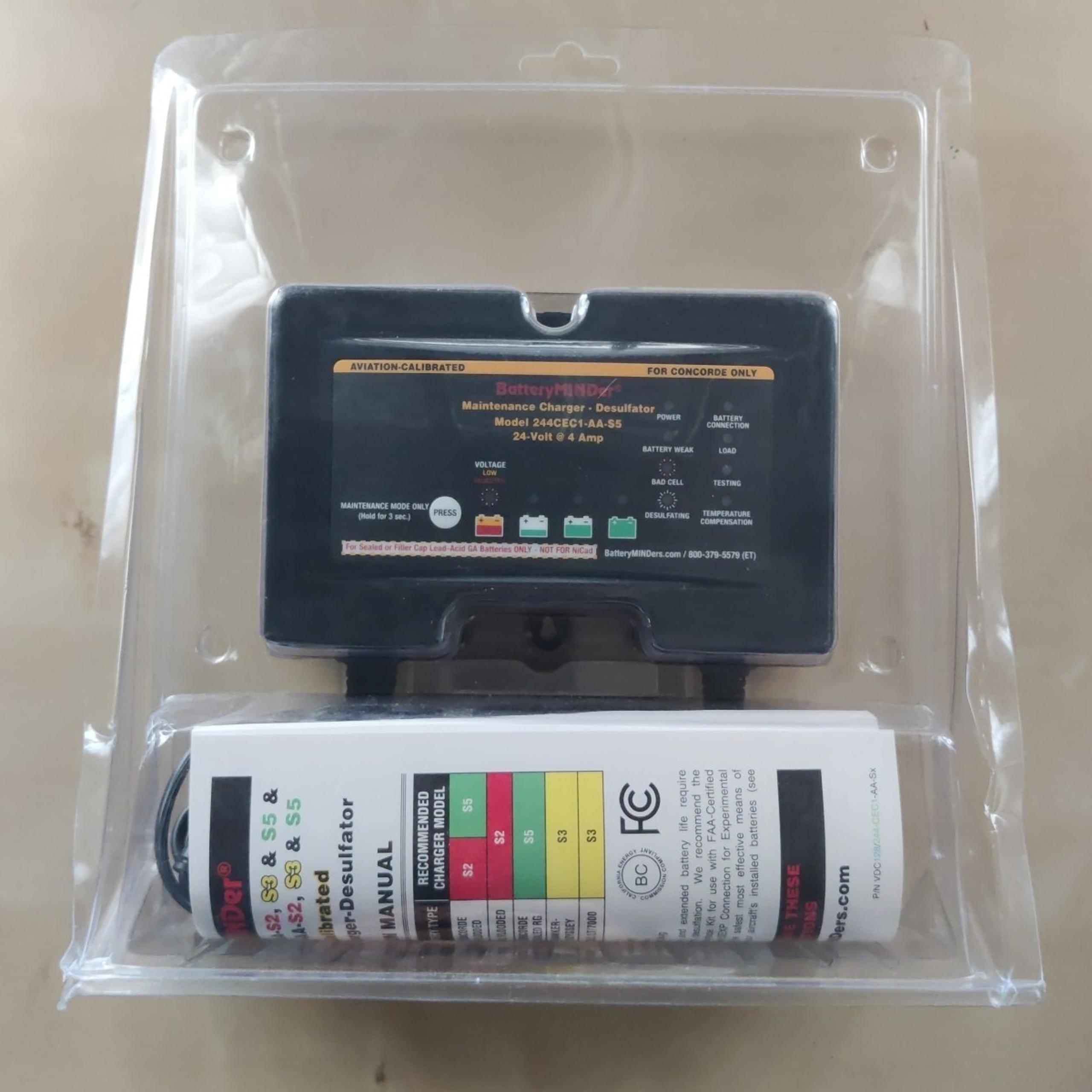 BatteryMINDer 24V 4 Amp CONCORDE Aviation Battery Charger 244CEC1-AA-S5 - New