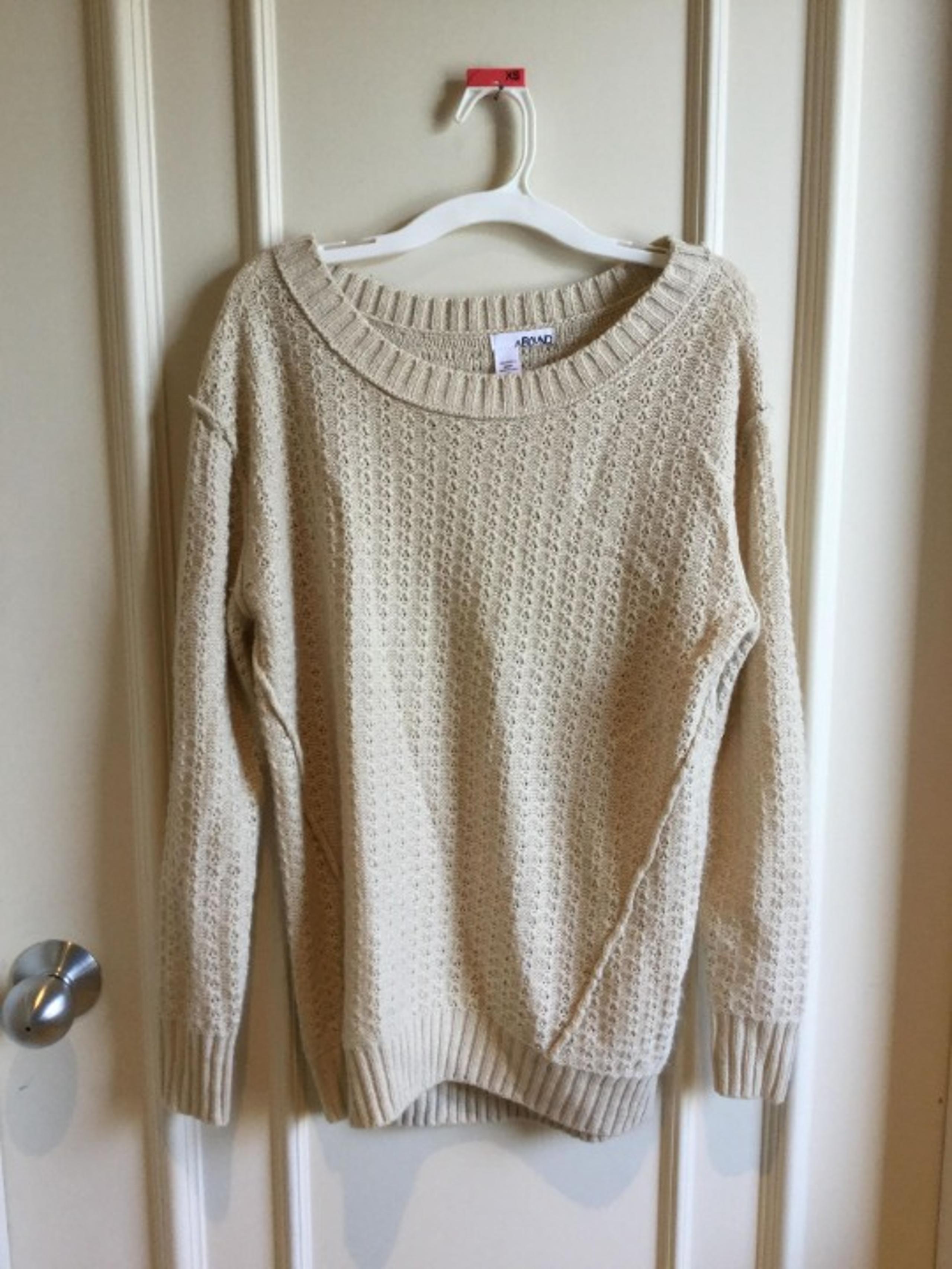 Abound Knit Sweater Beige Womens Small