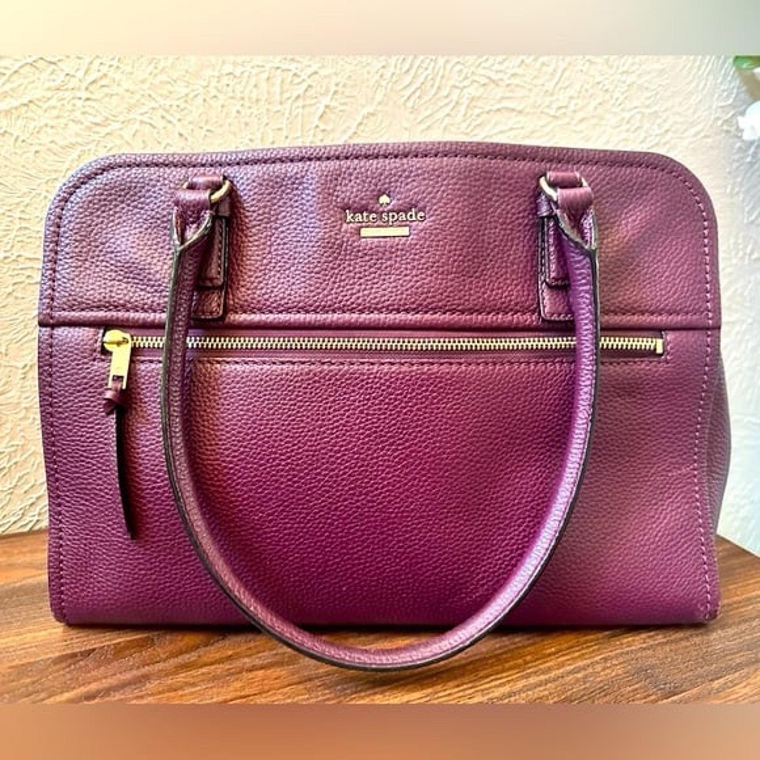 Kate Spade New York shoulder bag