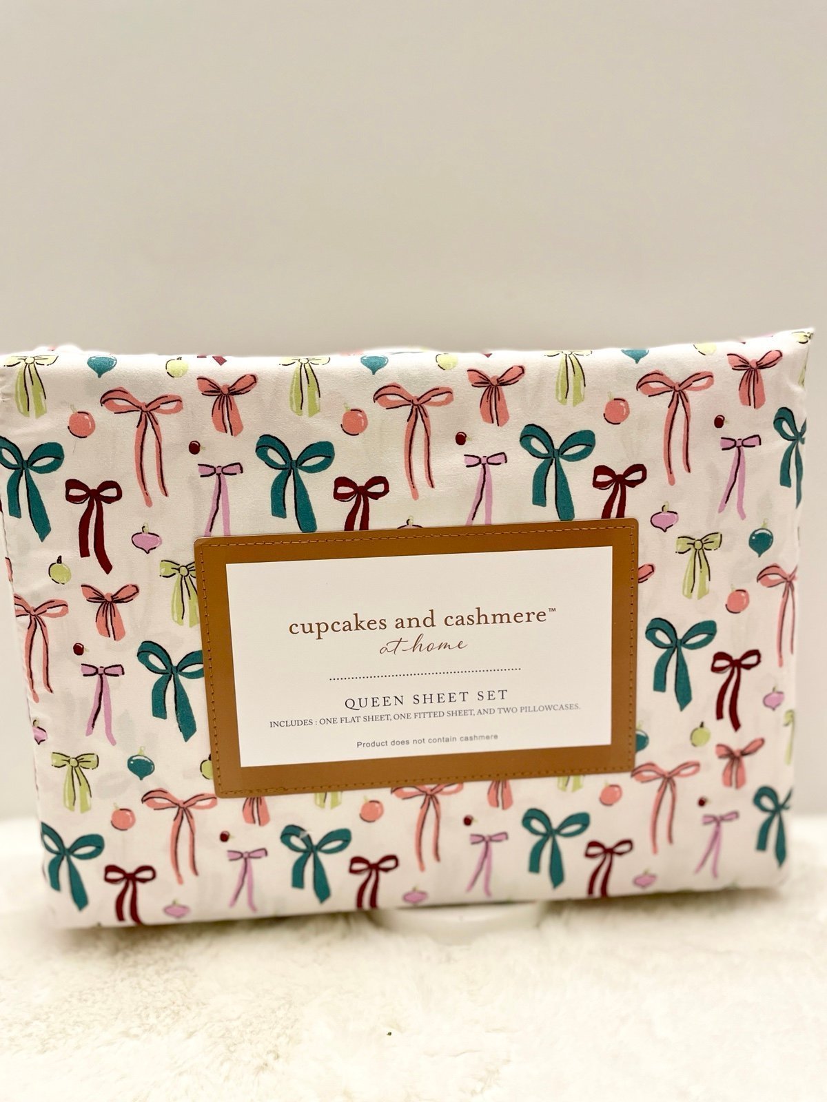 Cupcakes and Cashmere Holiday Bows Ornaments CHRISTMAS Sheet Set Queen Coquette