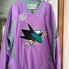 REEBOK San Jose Sharks Hockey Fights Cancer Jersey