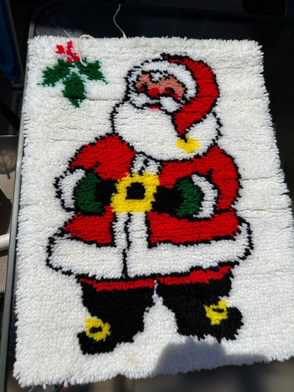 Vintage Handmade Santa Mistletoe Christmas Decor Latch Hook