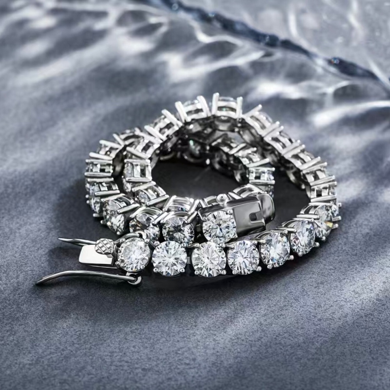 Men’s 5mm round cubic zirconia 14k silver plated setting bracelet 9”