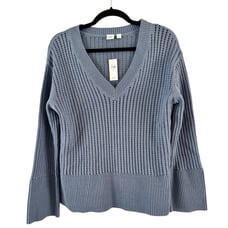 NWT Gap Loose Knit Blue V Neck Pullover Sweater Women’s Size Small