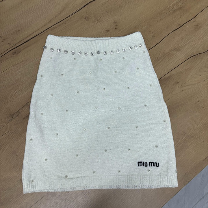 MIU MIU Women's Knitted Diamond Pearl Skirt