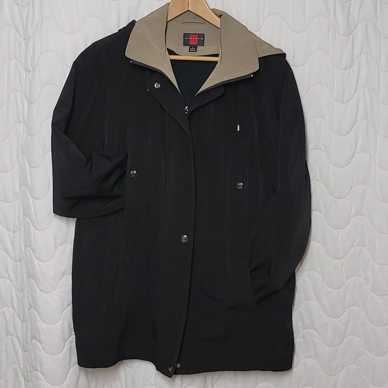 Gallery Vintage Windbreaker Women's Size Large Black Color