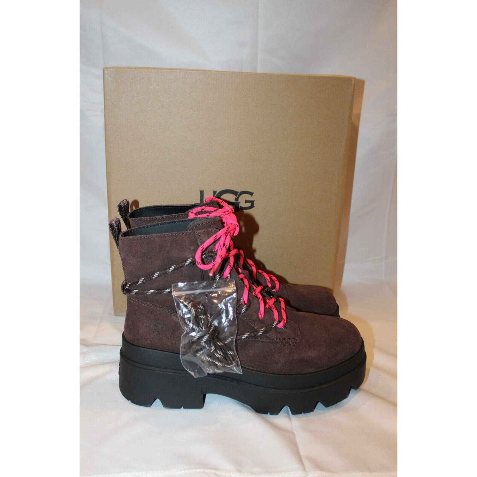 UGG WOMEN'S BRISBANE SUEDE LACE UP PLATFORM WATERPROOF BOOTS BROWN SZ 9.5