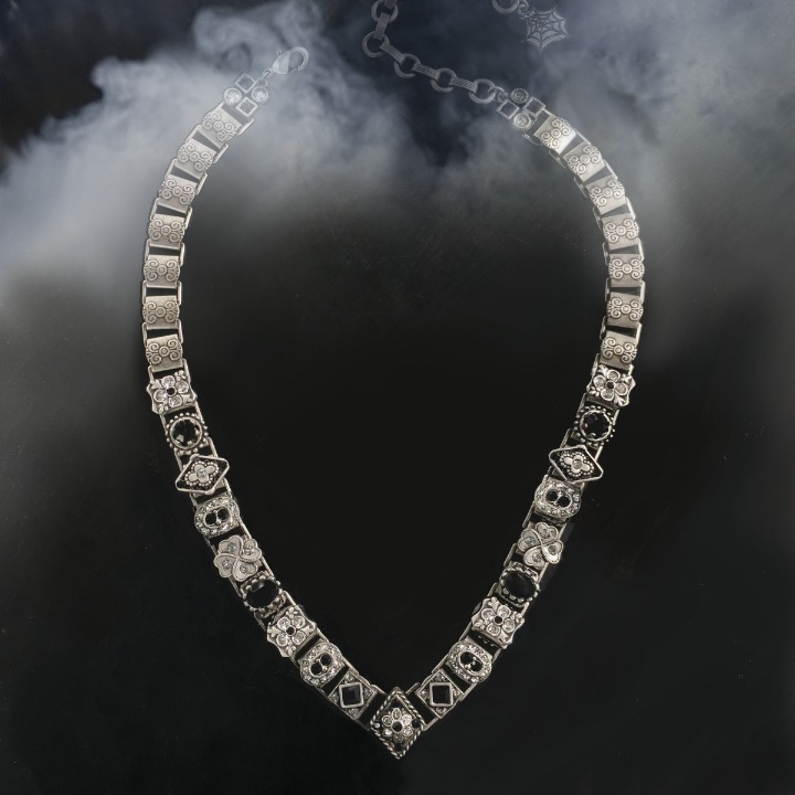Elvira Goth Collar Necklace EL_N112-SIL