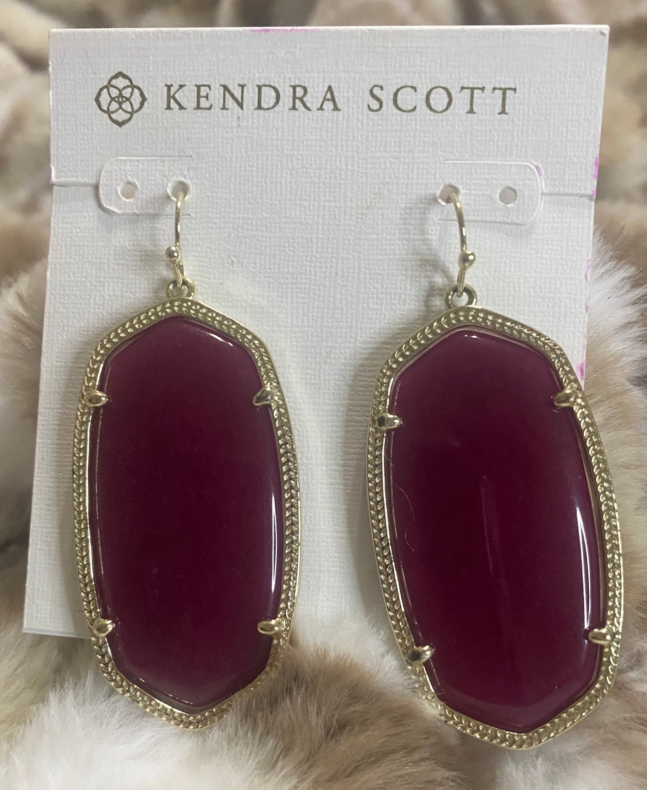 Kendra Scott Danielle Earrings in HTF Magenta Pink Agate