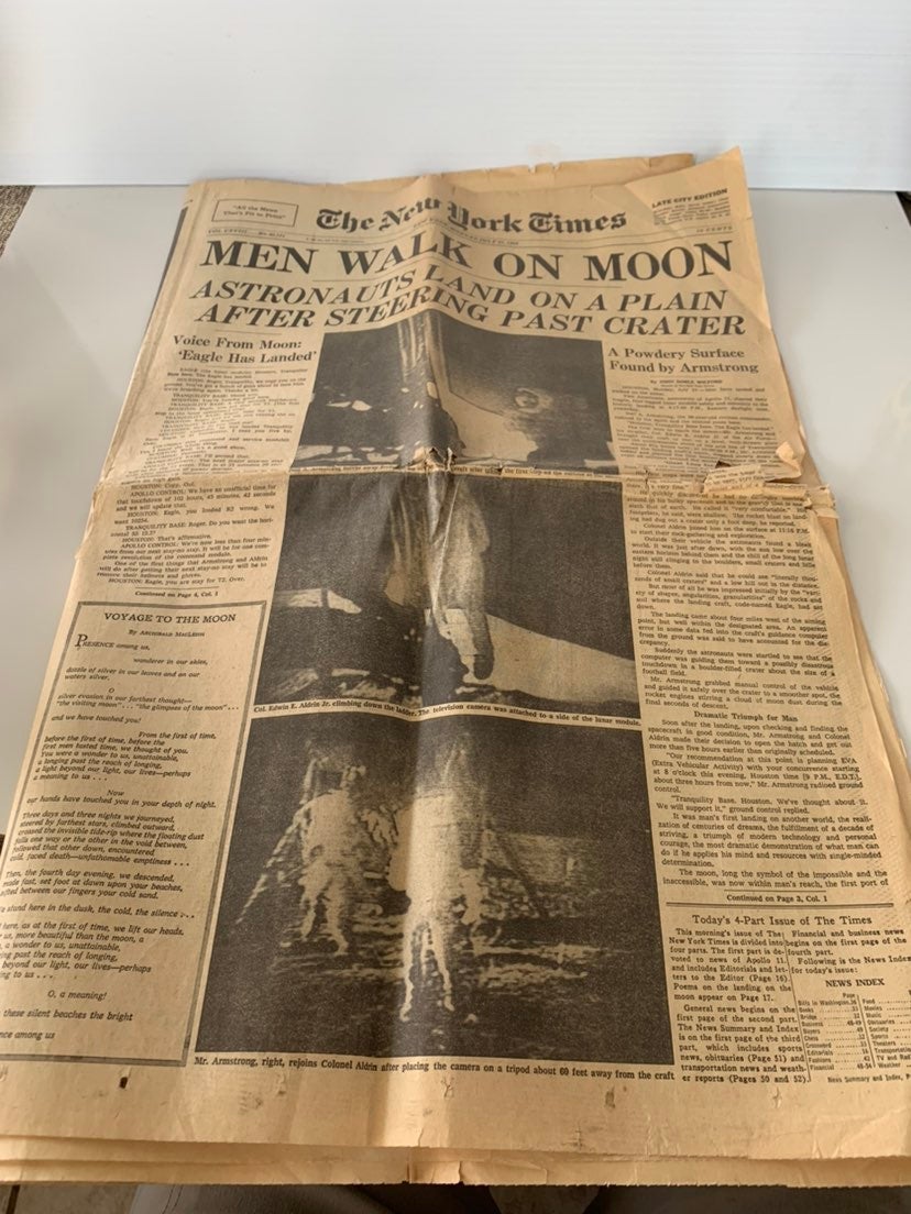 1969 man walks on the moon paper