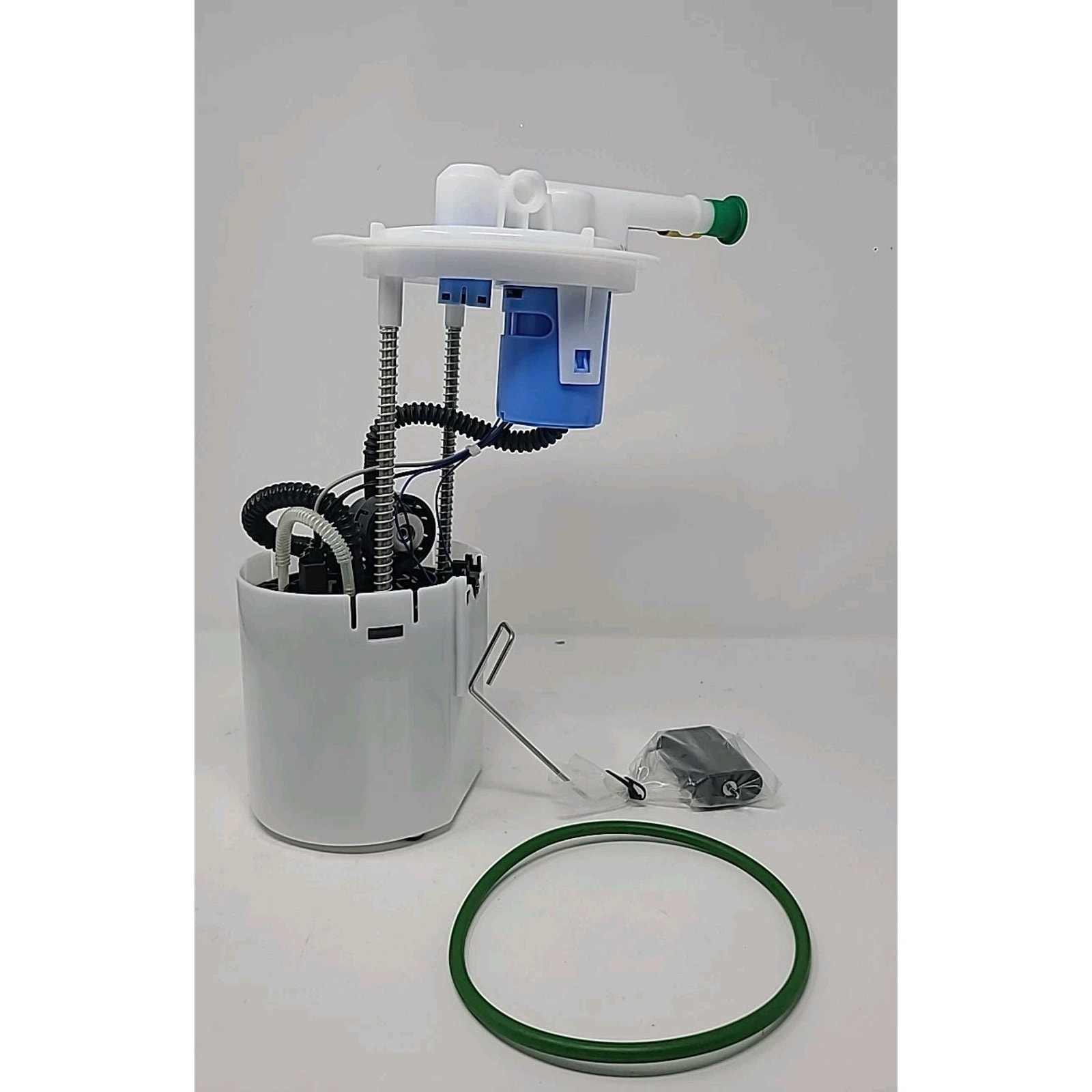 Fuel Pump Module Assembly E4032M For 2014-2016 Chevrolet Impala Limited V6 3.6L