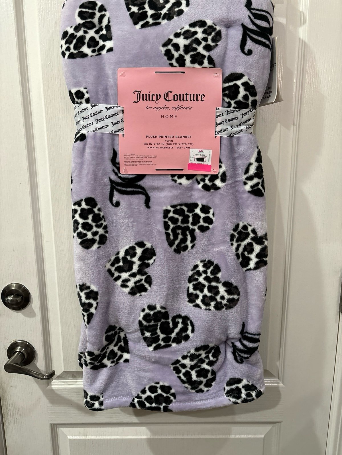 Juicy Couture Cheetah Hearts Plush Printed Blanket Twin