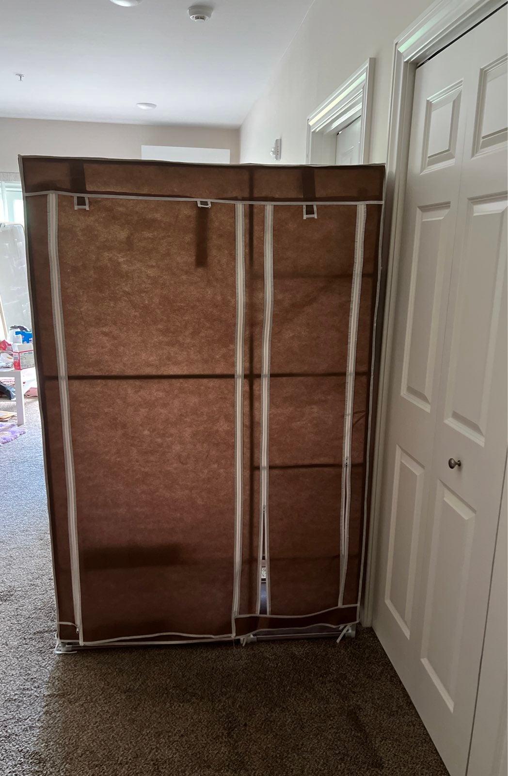 clothes closet organizer