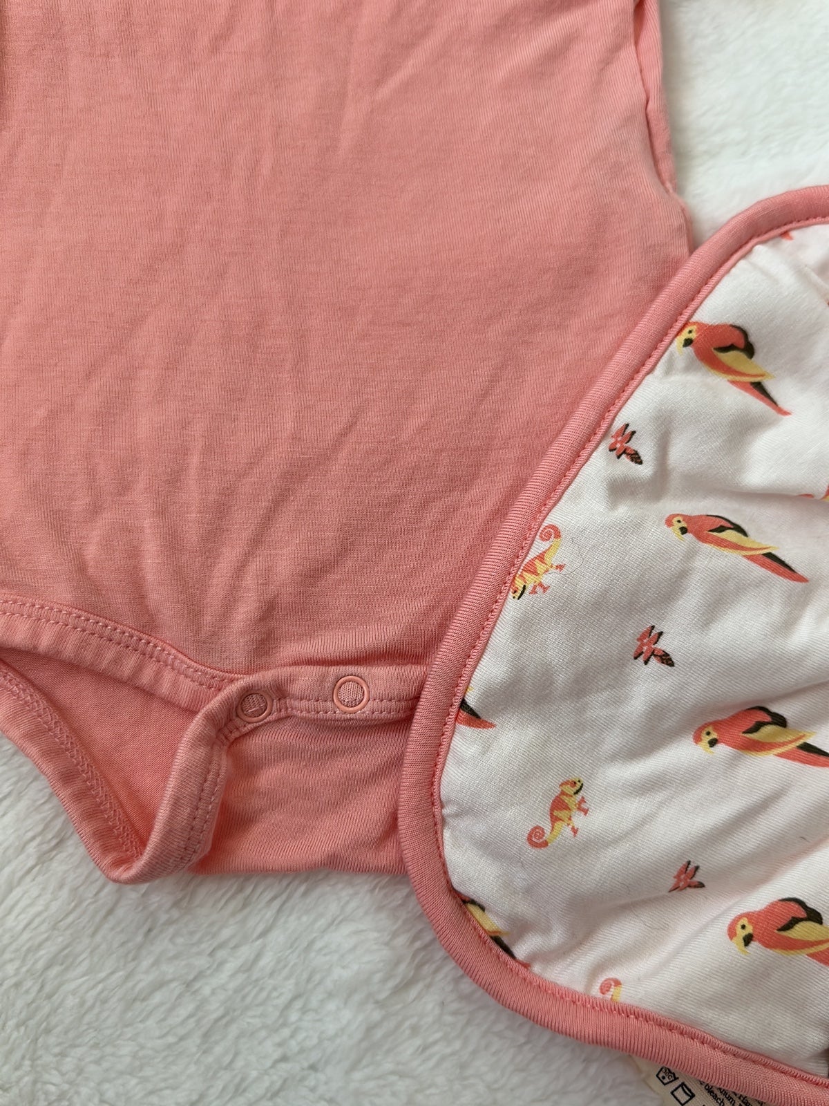 HTF Kyte Baby Peach Onesie Bodysuit Newborn