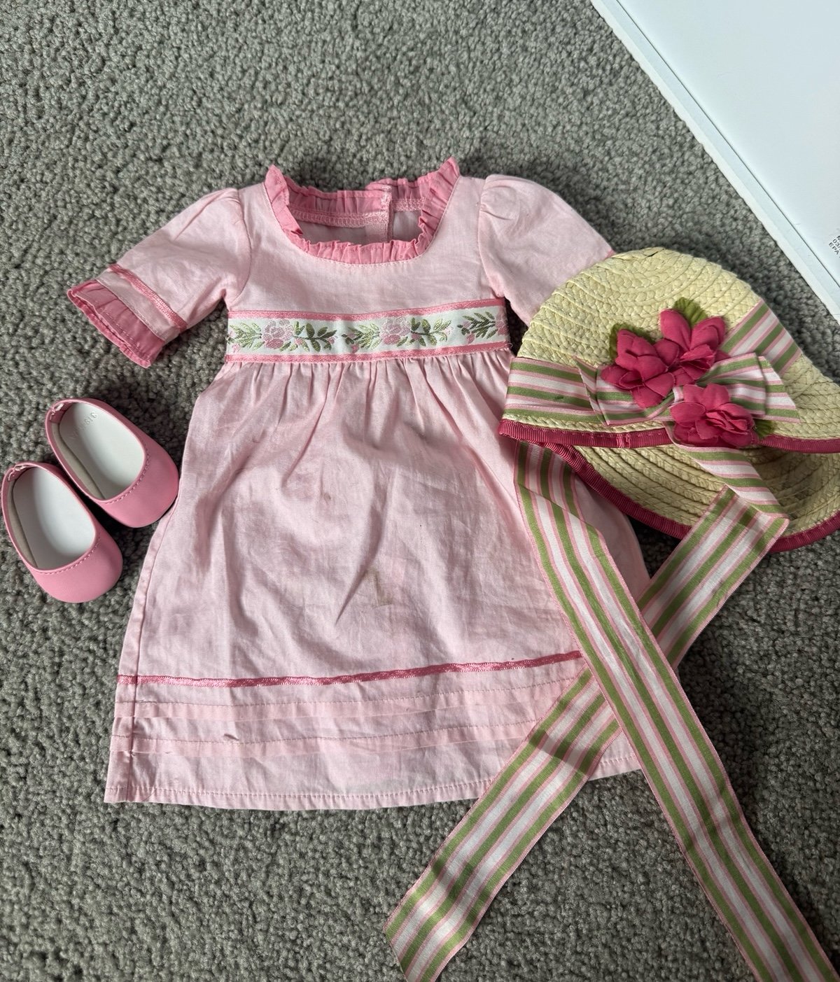 American Girl Doll Caroline Abbott Meet Outfit + Hat