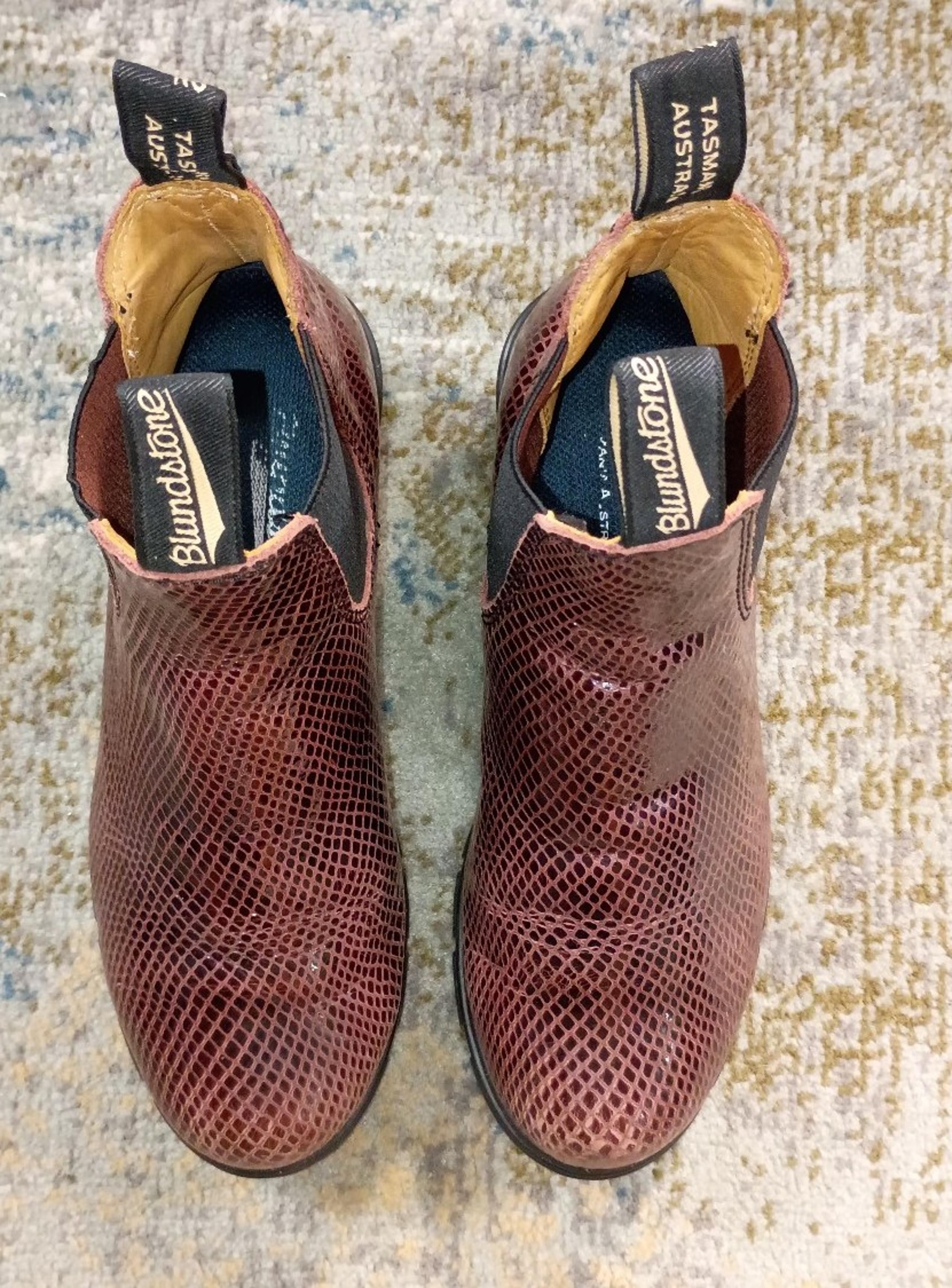 Women blundstone boots