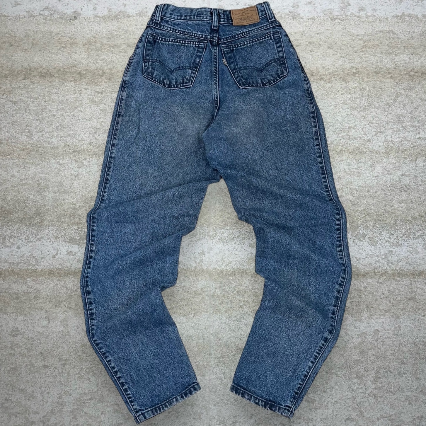 Vintage Levis Jeans 900 Series Slim Taper High Waisted Slate Blue Wash Denim 90s