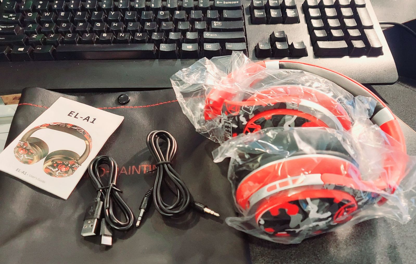 Wireless headphone