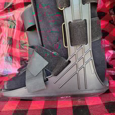 S2S Global- Tracker EX Walker with Closed Heel,walking boot