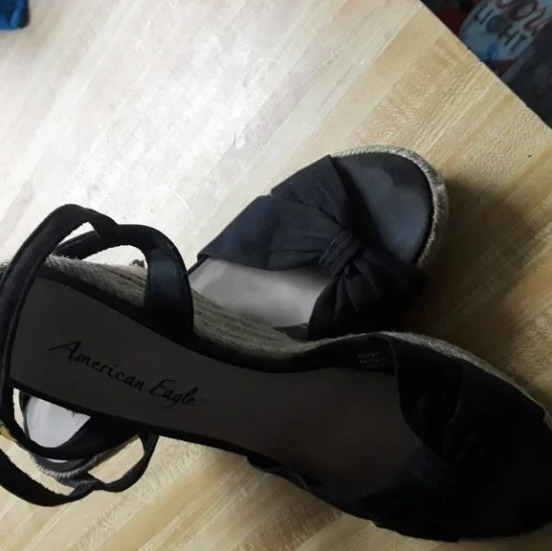 American Eagle espadrilles black wedge sandals