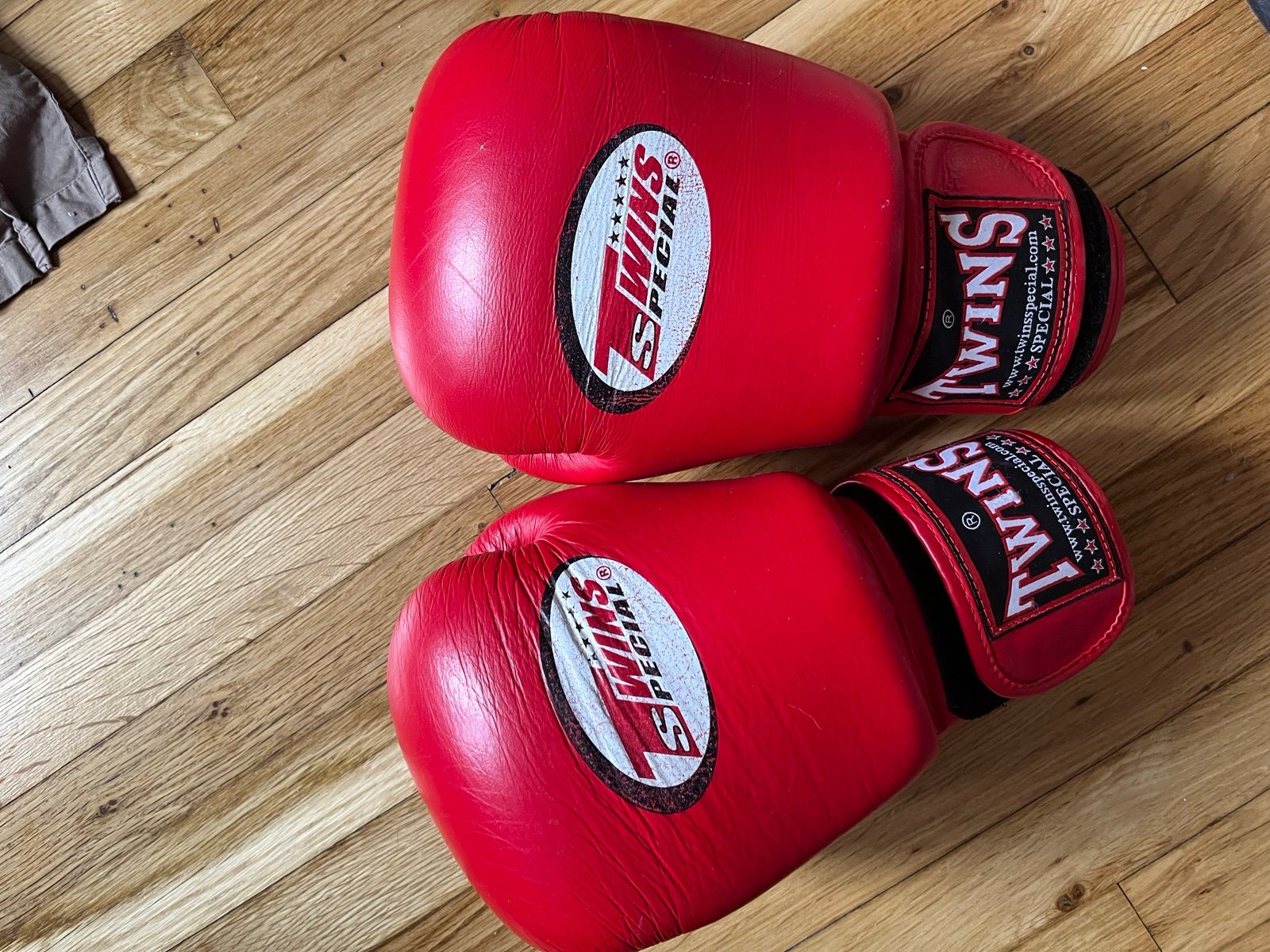 Twins Special Boxing Gloves 16 Ounces