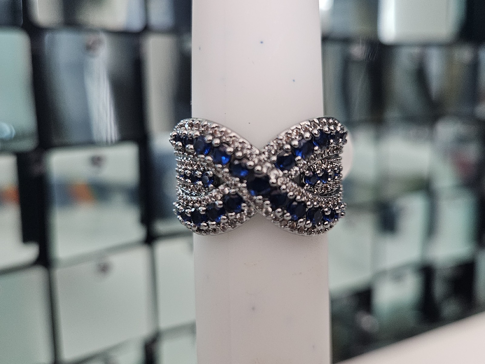 September 2025 Ring sz 8