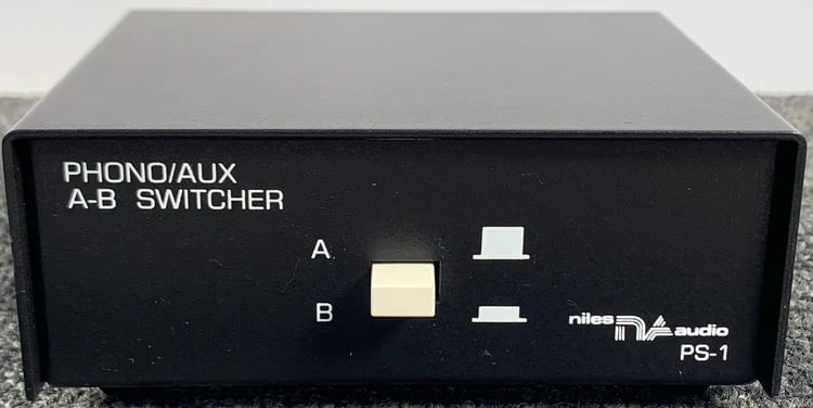 Niles Audio PS-1 Phono/Aux line level A-B Switcher