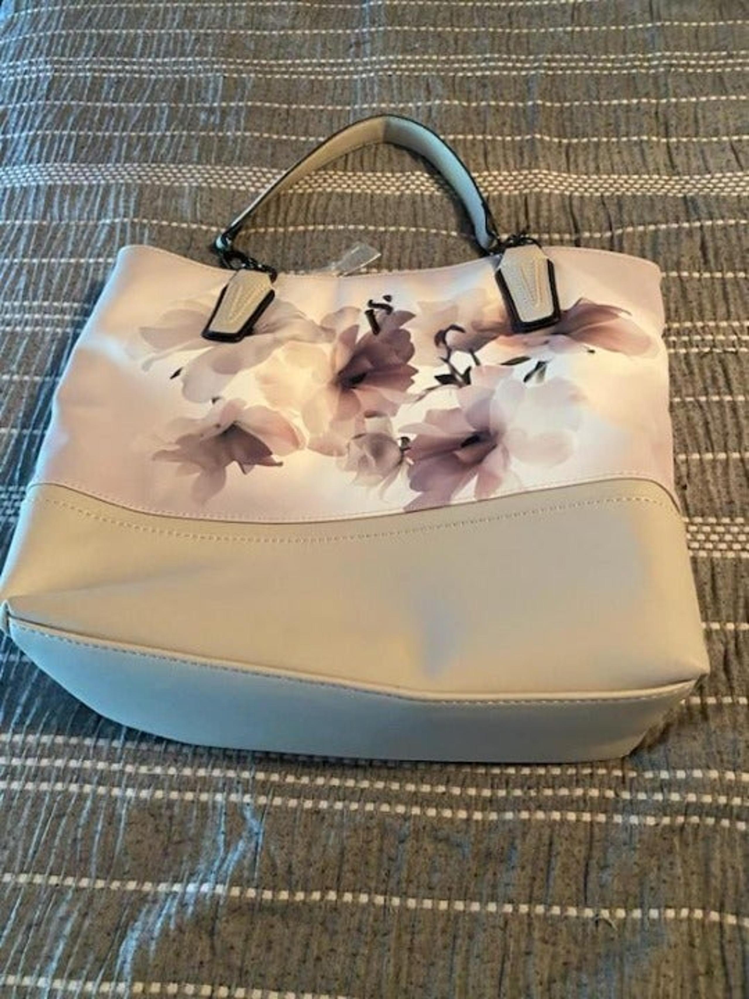 SIMPLY VERA/VERA WANG PURSE