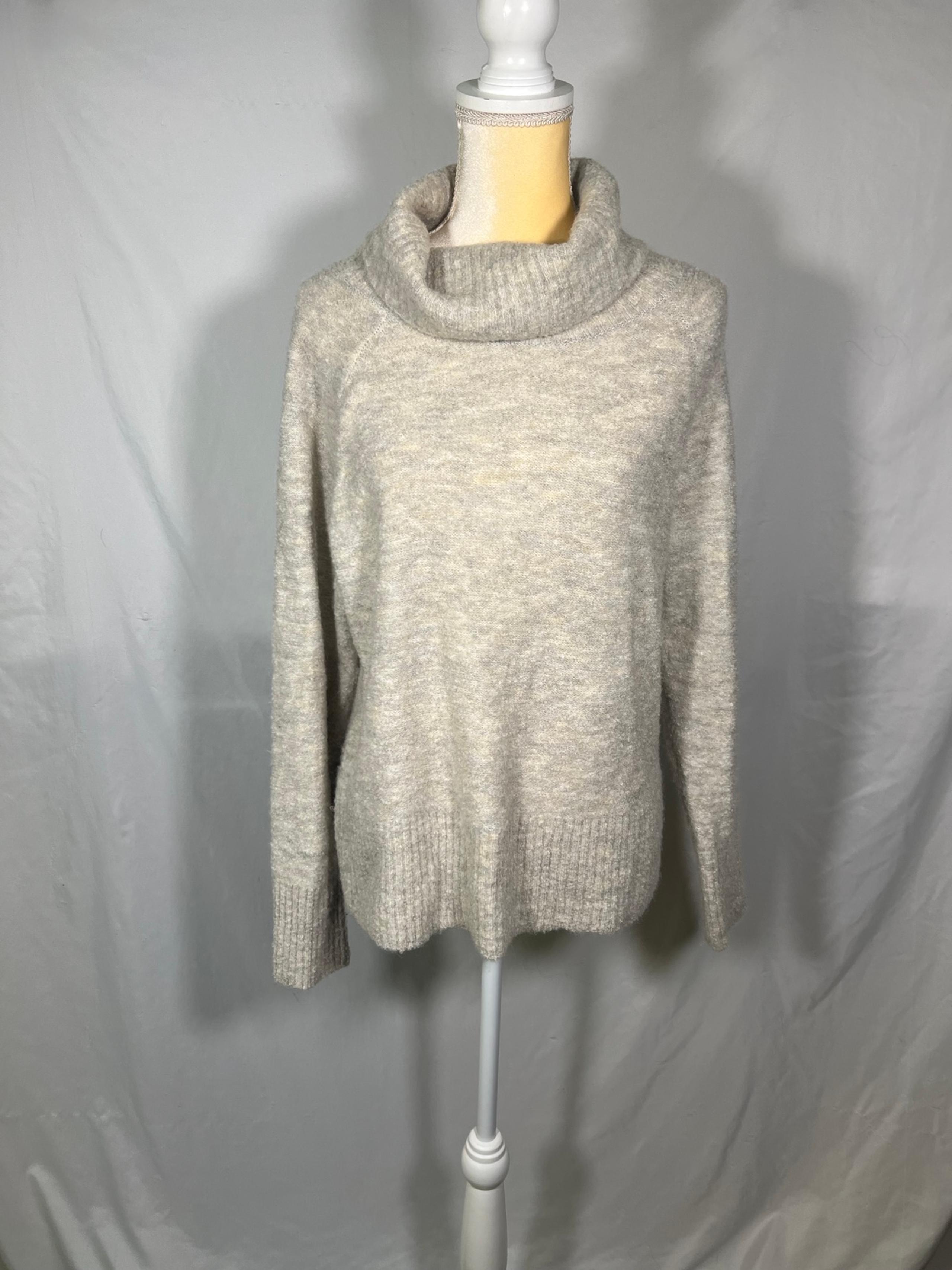 LL Bean Women's Cream/Tan Wool Blend Cowl neck Longsleeve Sweater Medium