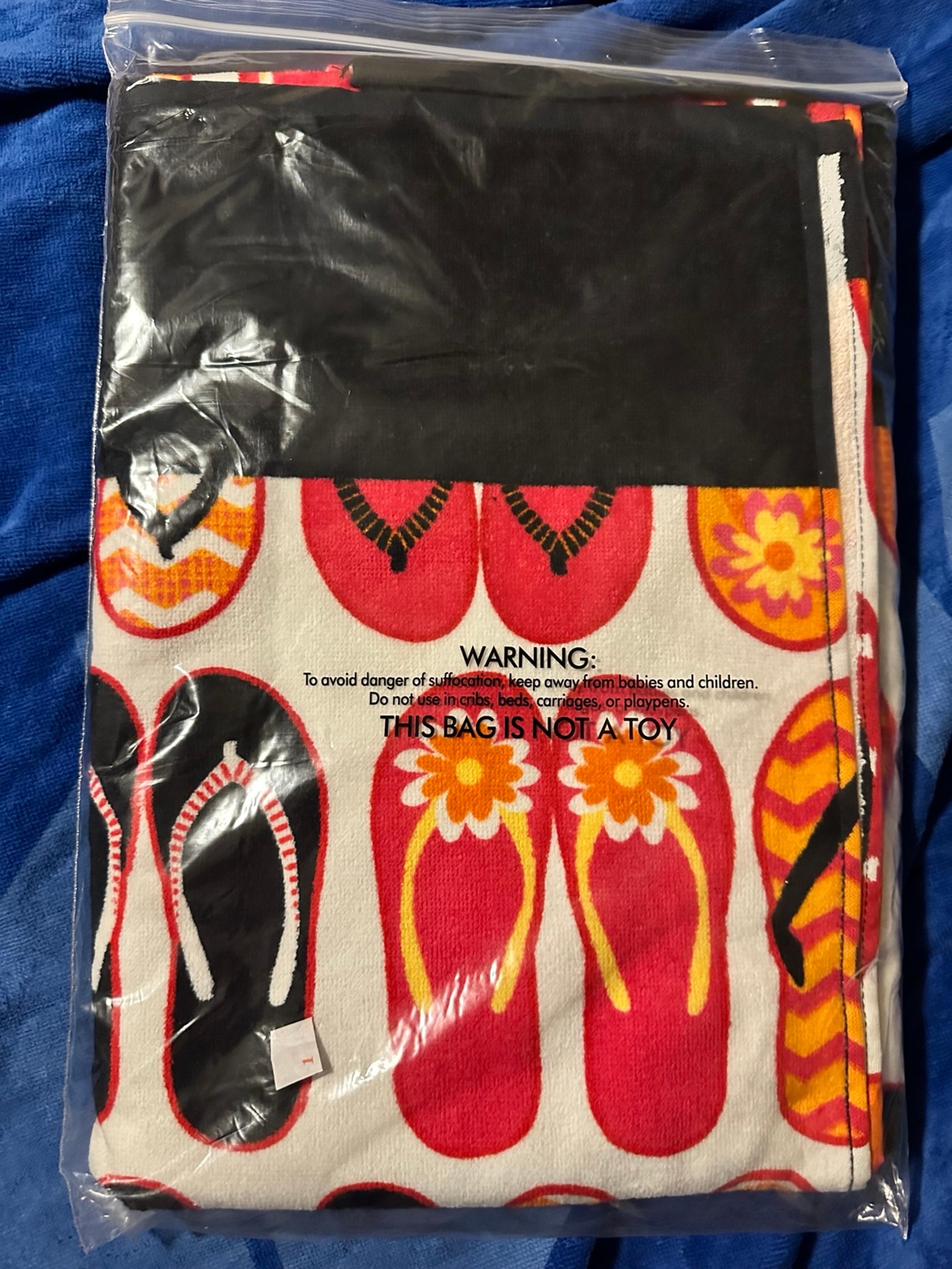 Thirty one Summer Days Towel(Fun Flops) NIP
