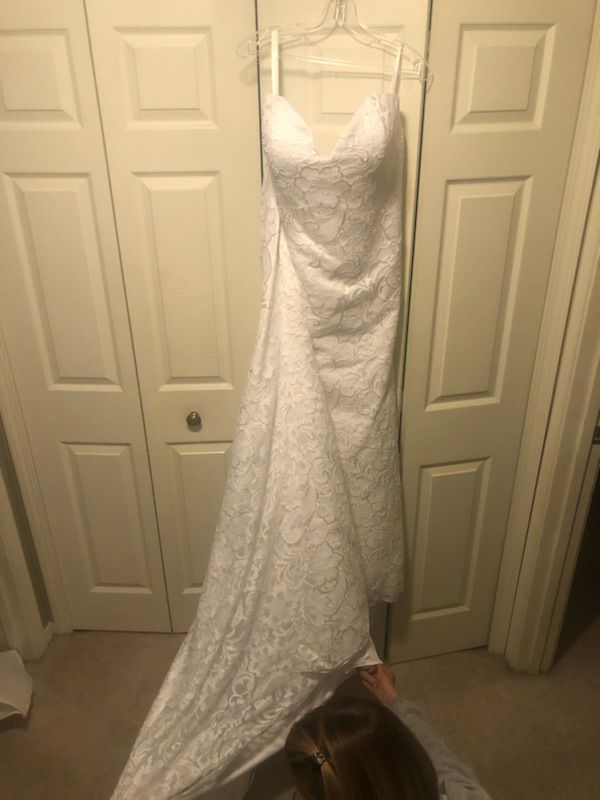 Wedding dress