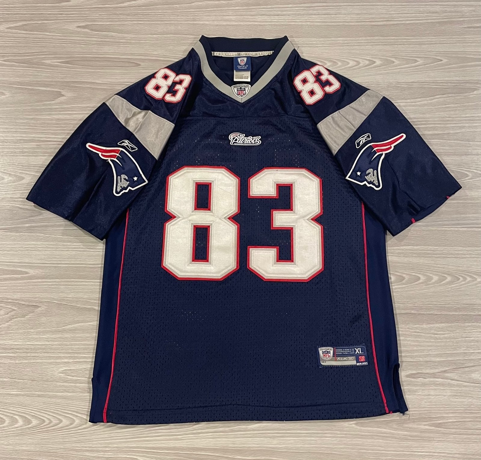 Reebok 2012 Authentic Wes Welker #83 Patriots Youth Size XL Men’s Small