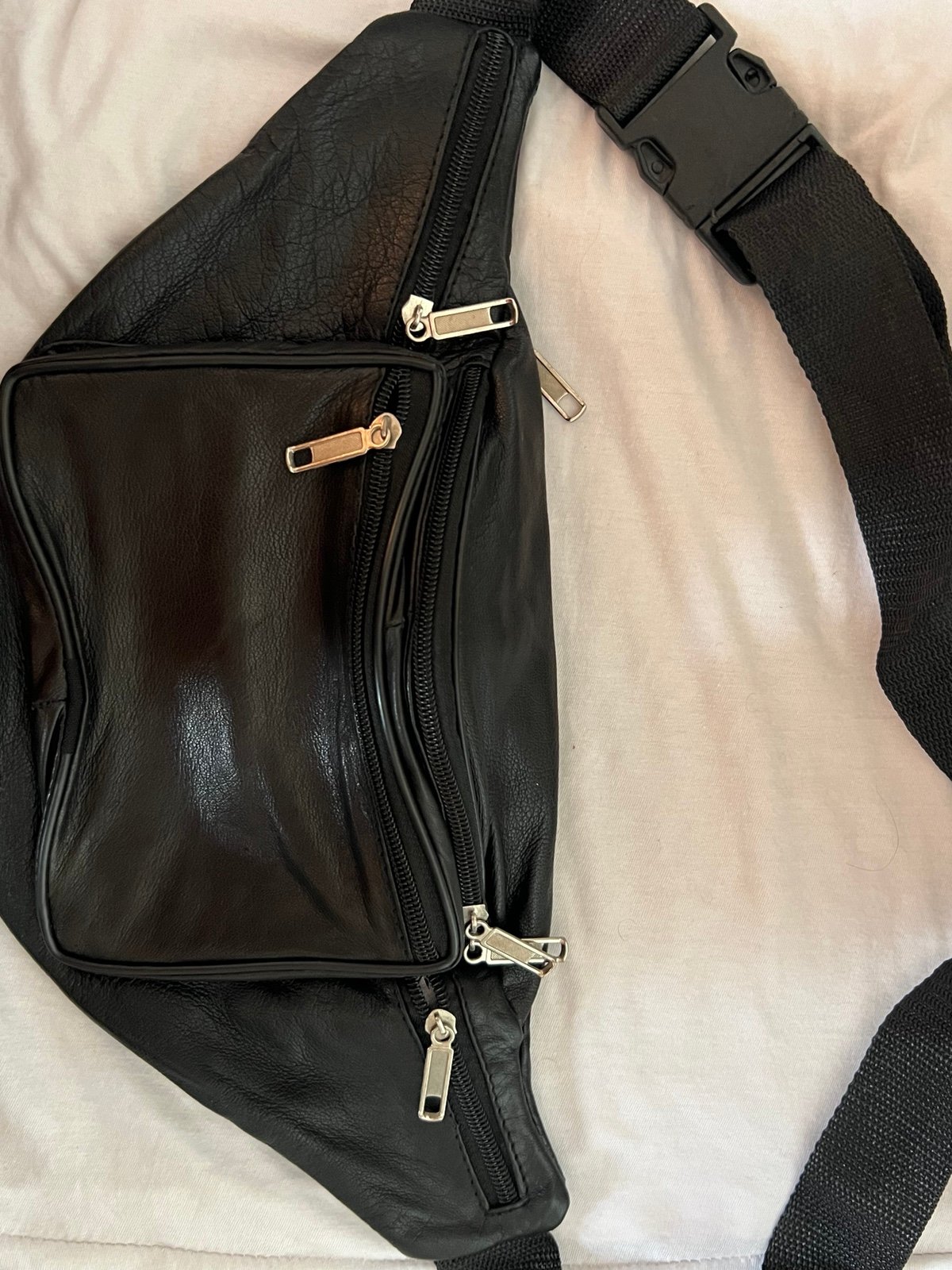 Brand New Genuine Cowhide Leathers Waist Bag for Travel| Fanny Pack