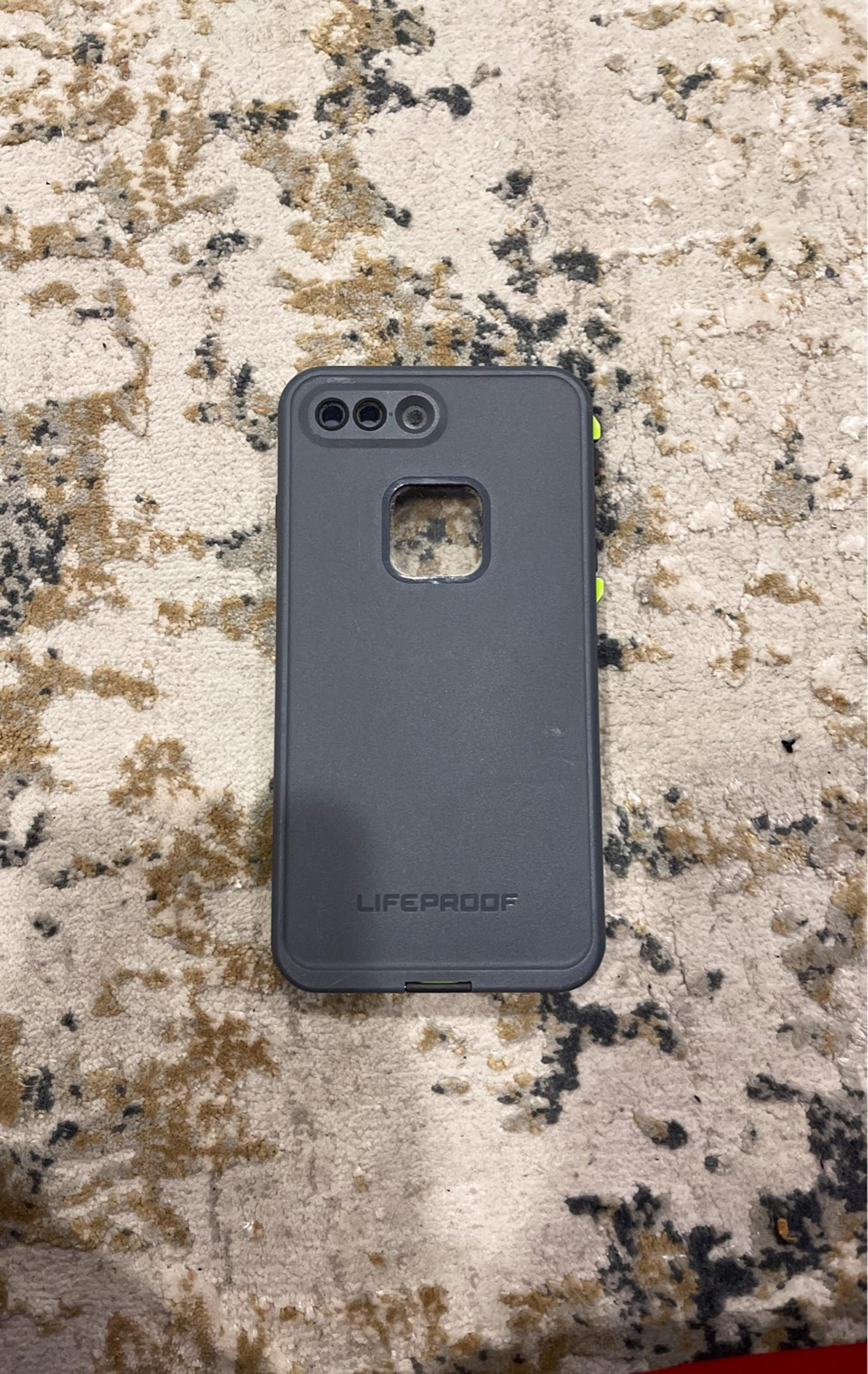 Iphone 7 plus/8 plus Lifeproof case