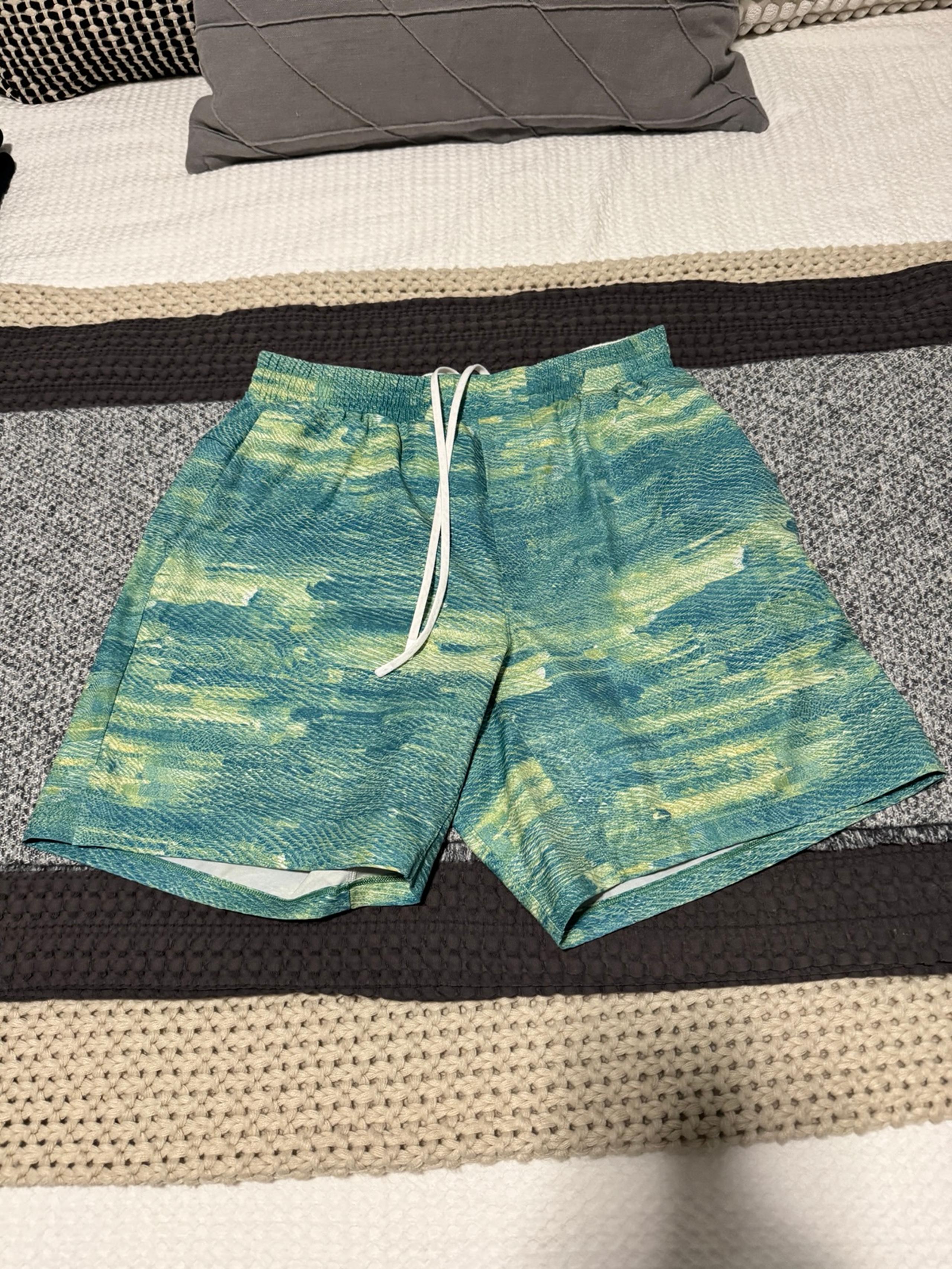 Lululemon Swim Trunks with liner, size large