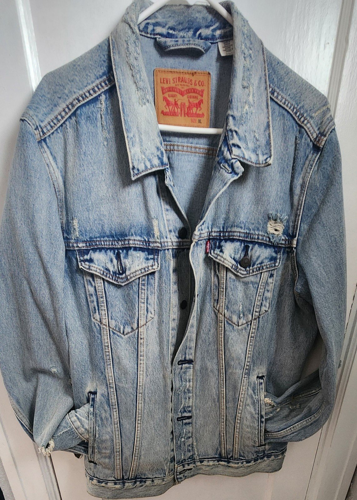 LEVI'S Men's Regular Fit Non-Stretch Denim Trucker Jacket XL