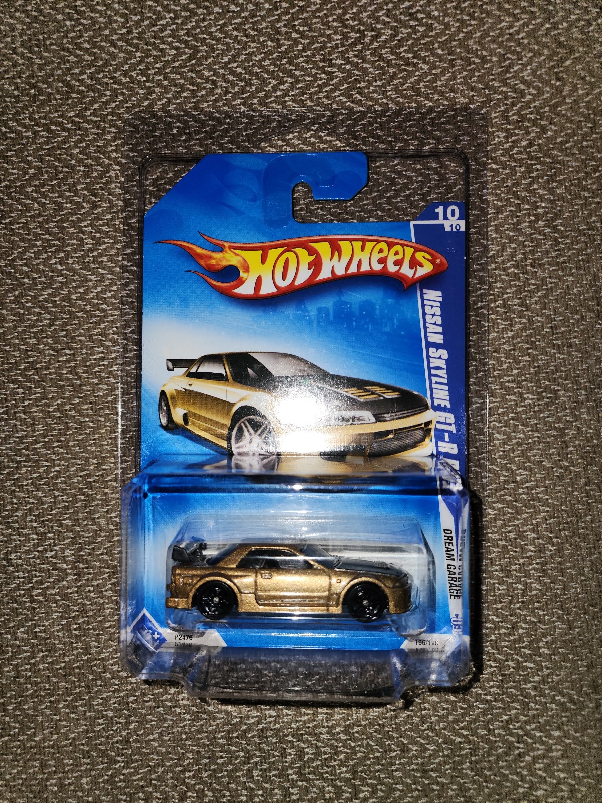 HOT WHEELS-NISSAN SKYLINE GT-R R32