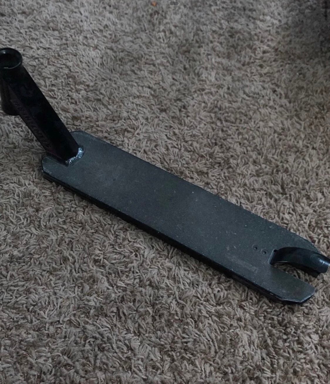 Lucky scooter deck with headset