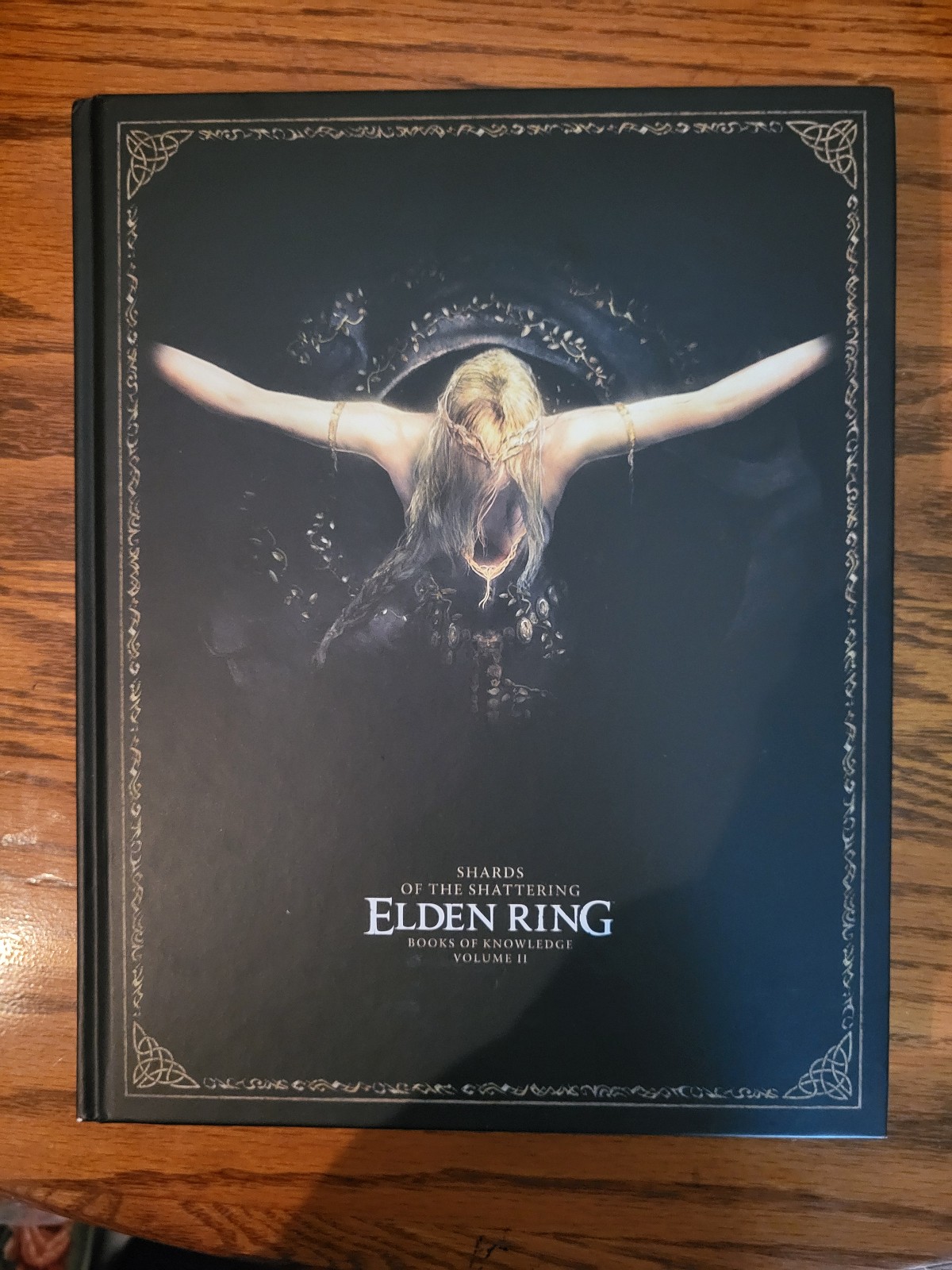 Elden Ring Official Strategy Guide, Vol. 2: Shards of the Shattering