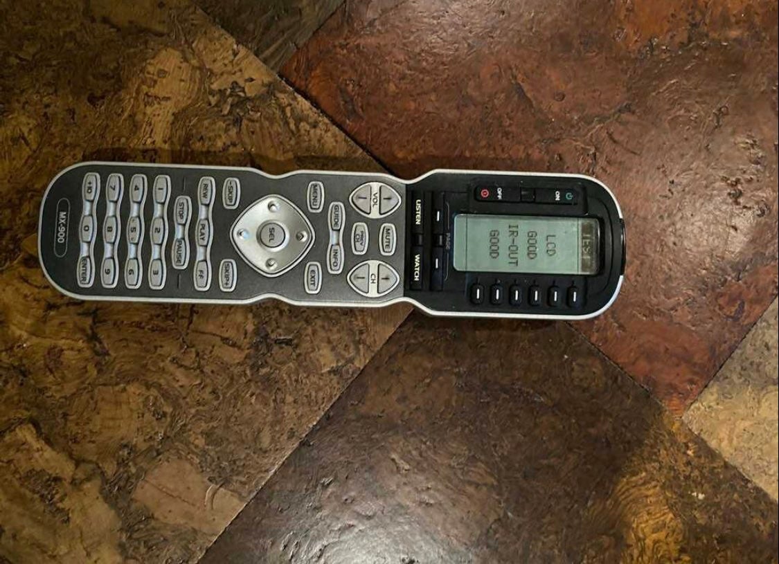 Genesis MX900 Universal Remote Control