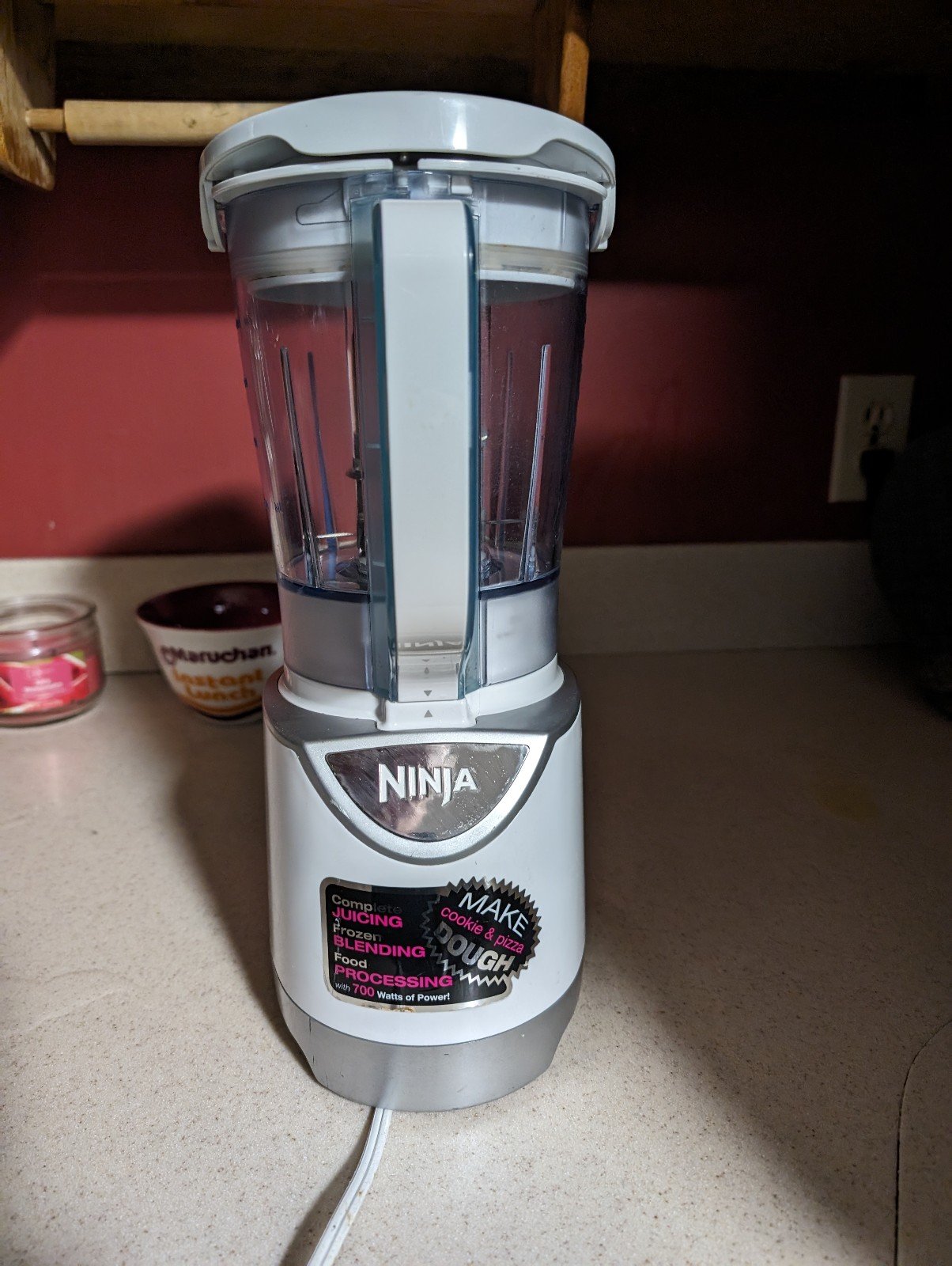 Ninja BL-204 700 watt blender food processor all-in-one