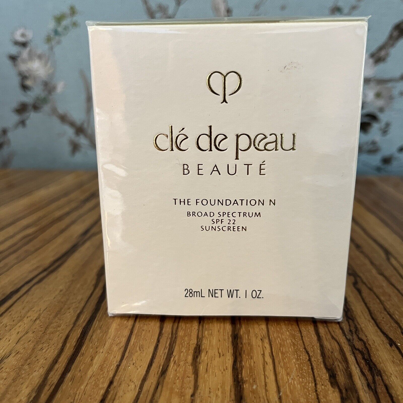 Cle De Peau Beaute The Foundation N - O80 Deep Ocher SPF22 28ml/1oz. SEALED