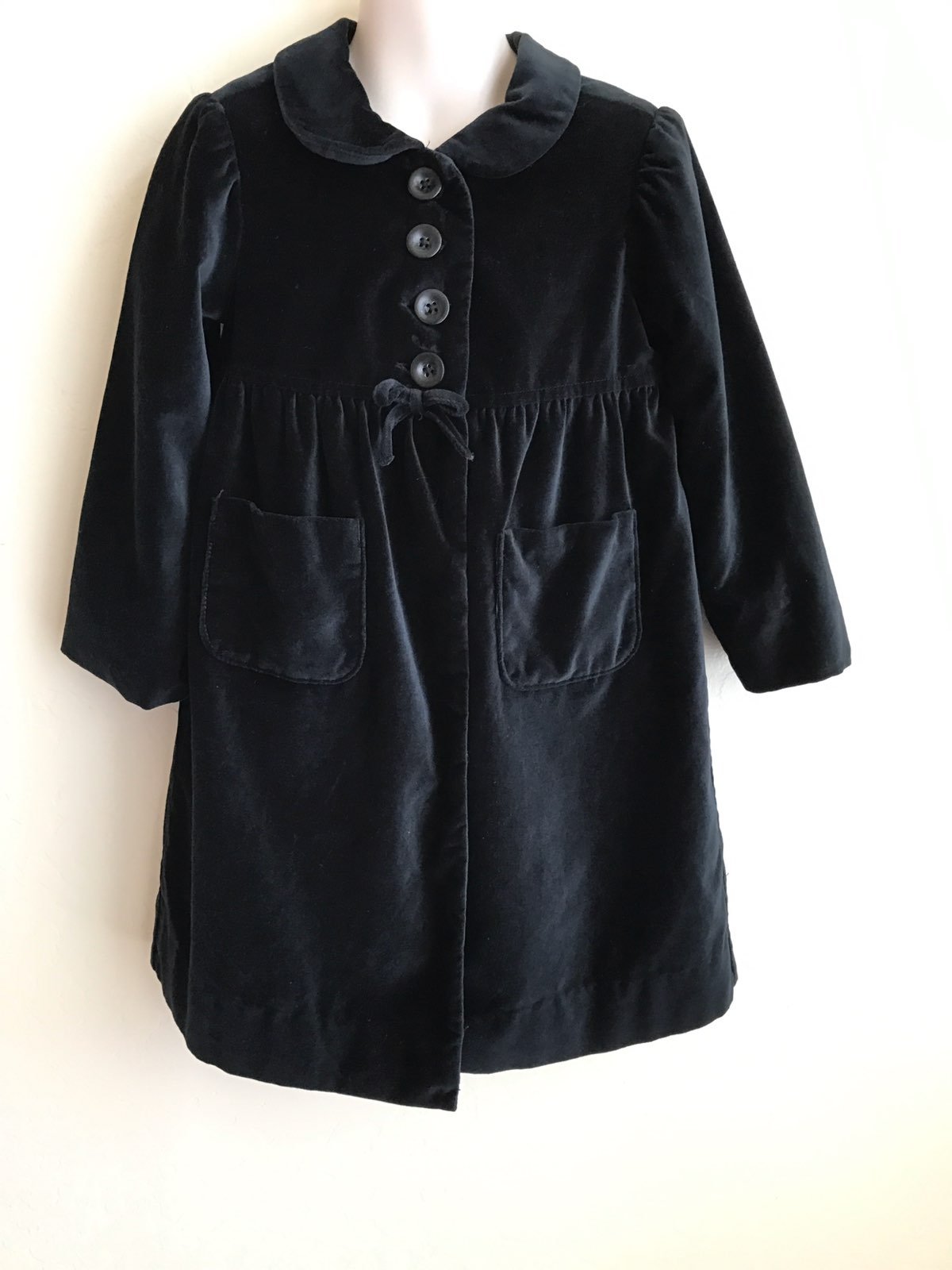 gap black velet Coat. girls size 4