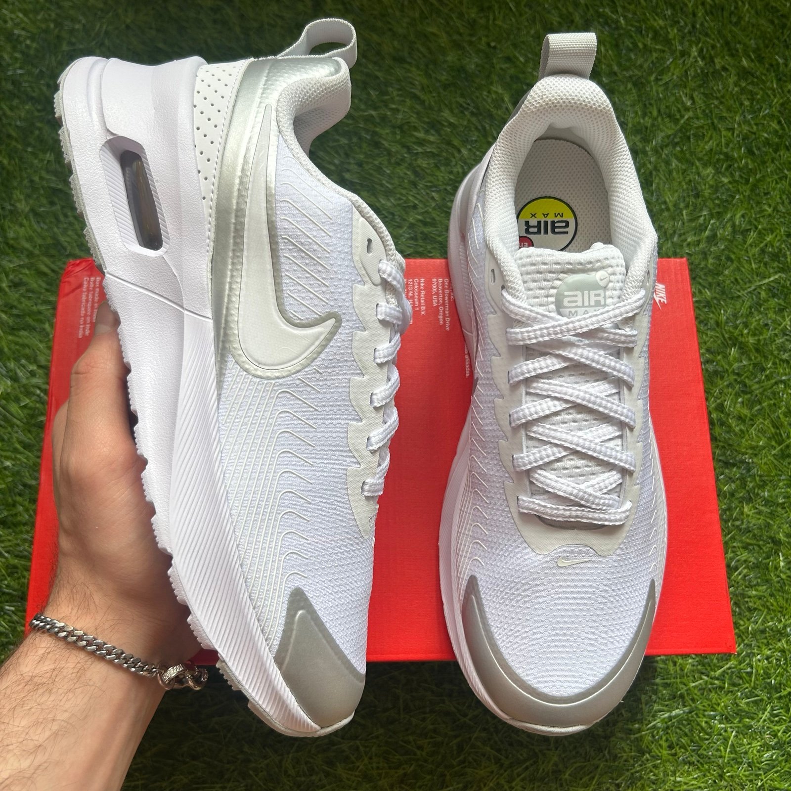 NEW Nike Air Max Nuaxis White Silver Women’s Size 9