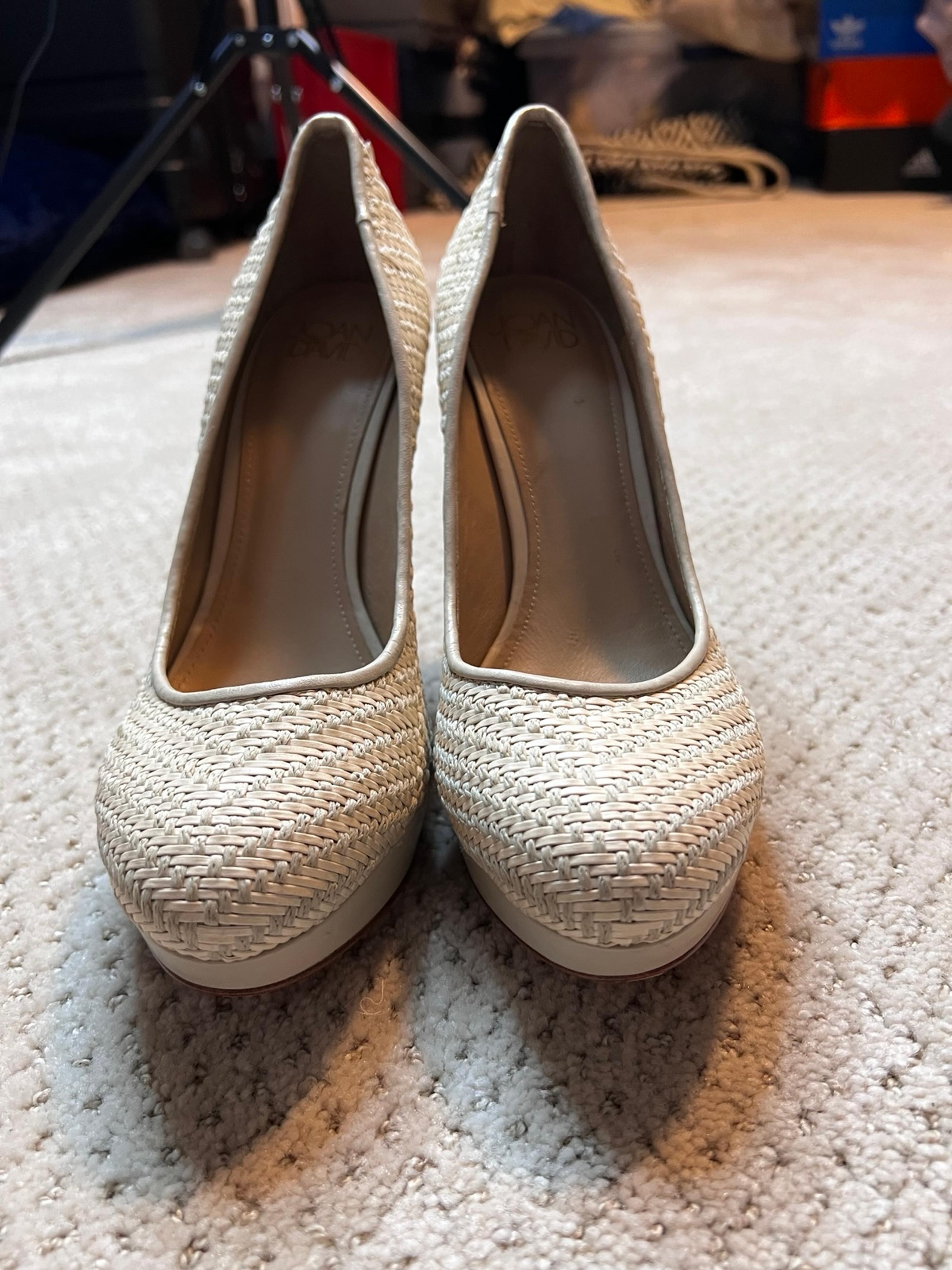 Joan & David Women Rattan Platform Heels Size 9